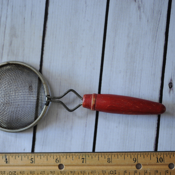 old antique vintage tea strainer mesh colander sieve red handle - Picture 6 of 8